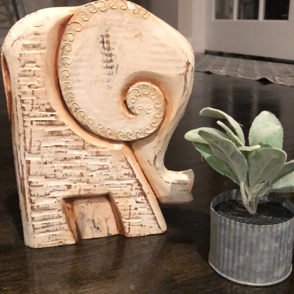 SALE‼️-Home accents🐘